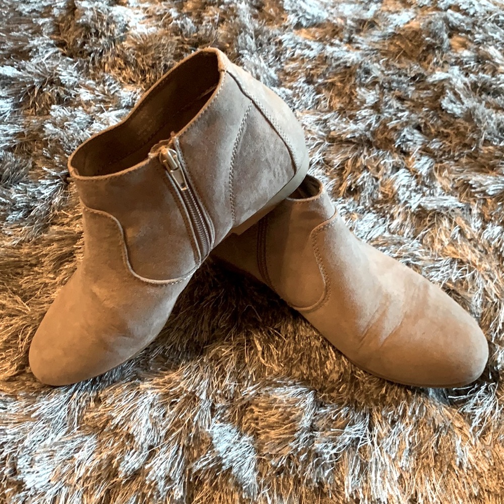 X•Appeal Zip Ankle Booties in Camel Suede